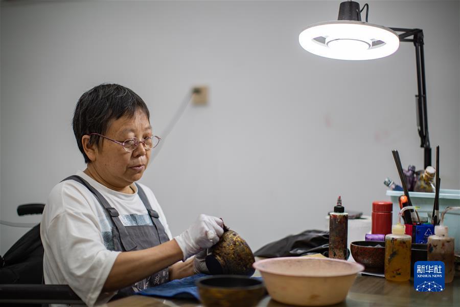 奥门白家乐